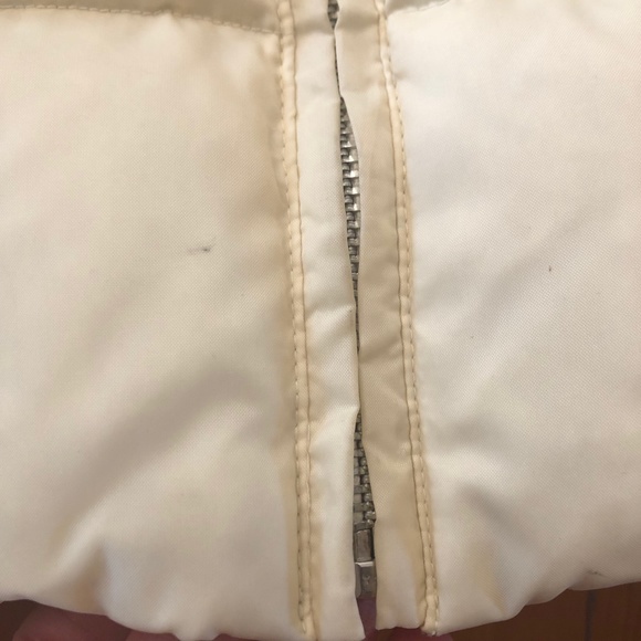 Gap Down Puffer Vest Ivory - Picture 9 of 14
